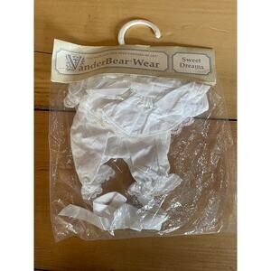 NEW! Vanderbear Wear Bear outfit. Sweet Dreams PJS. Nightwear. White